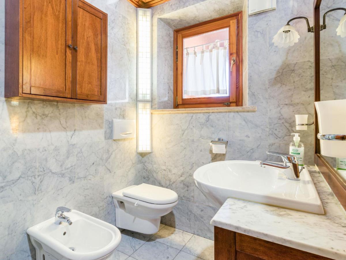 אומאג Apartment Antonella & Napoletano-2 By Interhome מראה חיצוני תמונה