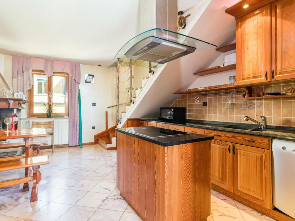 אומאג Apartment Antonella & Napoletano-2 By Interhome מראה חיצוני תמונה
